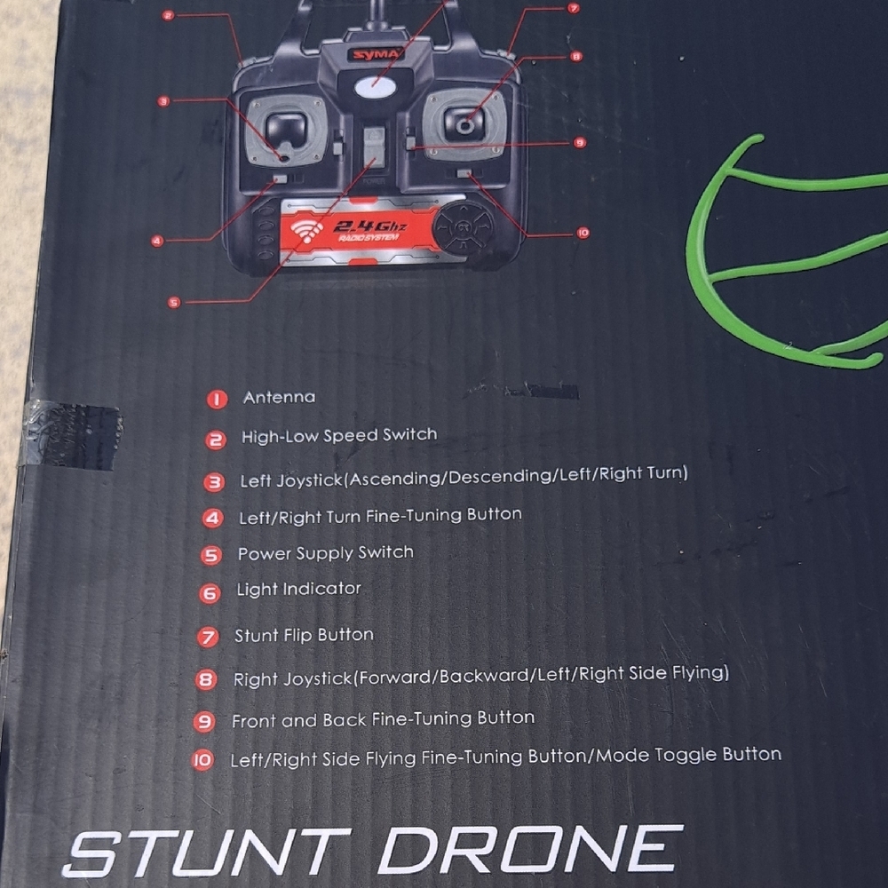 Syma Drone with Green Propellers and Remote - Picture 10 of 15